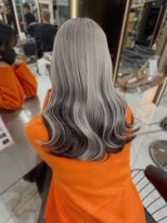 ラピス 渋谷本店(Lapis)&nbsp;シルバー/ホワイトグレージュ/インナーカラー/チェリーブラウン