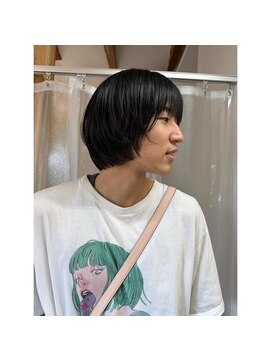 フィリュヌ(filune) メンズの前上がりボブ