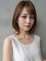 ケアリー プレナ海浜幕張(Carelly)&nbsp;デザインカラー/レイヤーカット/ウェットヘア/オリーブベージュ