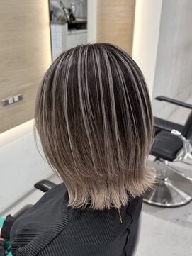 ヘアスペース リズム グリーン(Hair space Rizm green) バレイヤージュ
