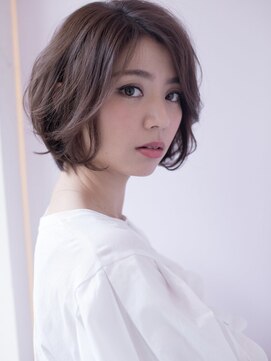 エイチバイシオミエイチ 神戸三宮(H by shiomi H) ボーイッシュ女子に人気のマッシュショート◎