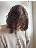 オリーブブラウン
