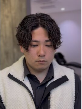 ロロネー 池田(Lolonois) 縦落ち波巻きパーマ