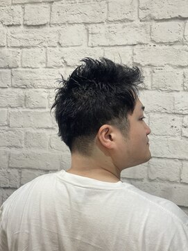 グレイスフル バーバープラチナム 六本木店(Graceful Barber platinum) ツーブロックショート/スパイキーショート/ラフショート