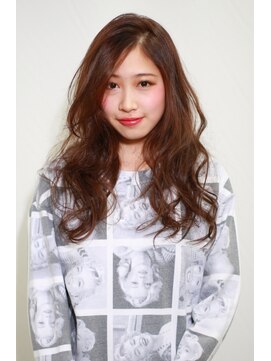 リンクスガーデン(LINKS GARDEN) 派手すぎないロングウエーブスタイル