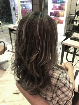 ステレオ ヘアデザイン 安城店(STEREO HAIR DESIGN) ハイライトカラー