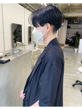 シアー(siar) ハンサムショート　刈り上げショート