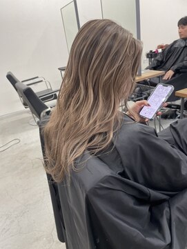 エイル 茶屋町(Eir) 【ブリーチ】【トリートメント】【髪質改善】【ダブルカラー】