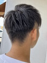 フリー(Free)&nbsp;大人爽やかナチュラルツーブロック刈り上げ黒髪短髪