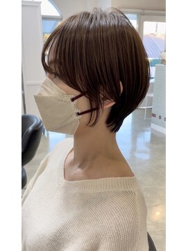 ヒルズ(BiBi hills) 高知 南国市 20代30代40代 大人ショート