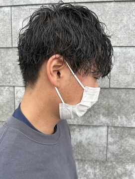 ヒュイル バイ ニアウ(Hwyl by Niau) メンズマッシュパーマ波巻スパイラルパーマニュアンスパーマ