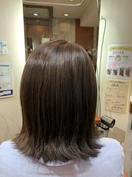 ナイーヴ NAIVE 馴染ませハイライト