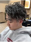 ツイストスパイラルパーマ×ホワイトメッシュ