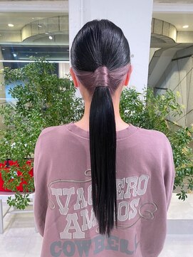 ワンダーヘアーグルーミング(WANDER Hair grooming) ピンクシルバーインナーカラーアレンジヘア