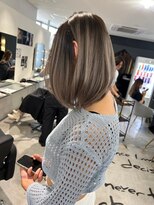 キング 梅田(K!ng)&nbsp;縮毛矯正髪質改善ハイライトレイヤーカット梅田美容室エクステ