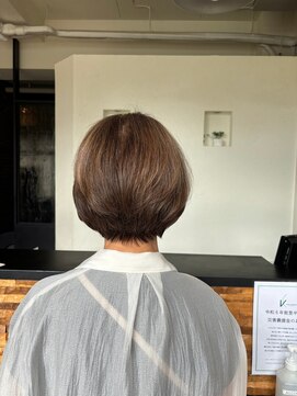 ヴァン カウンシル 王子(VAN COUNCIL) おしゃれな白髪染め/白髪ぼかしハイライト 大人ショートボブ#2