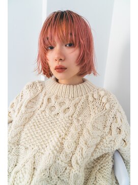 ベター(better) ブリーチしてつくるコーラルピンクとシャギーボブで春を先取り