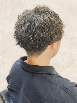 ヘアーサロン ティアレ(hair salon Tiare) 20代30代40代カーキアッシュ束感ショート爽やかツーブロック