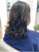 コテ巻き風パーマ　ミディアムヘア