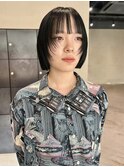 ボブボブウルフ顔まわりカットミニボブブルーブラック/中西