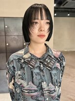 ヘアー アイス ルーチェ(HAIR ICI LUCE) ボブボブウルフ顔まわりカットミニボブブルーブラック/中西