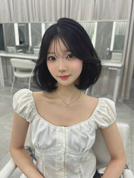 マウルルナ(MAEUL luna) 名古屋 栄 韓国ヘア ボブ ブルーブラック 顔まわり 似合わせ