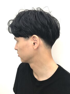 フェザーパーマ/サーフカール/刈り上げセンターパート