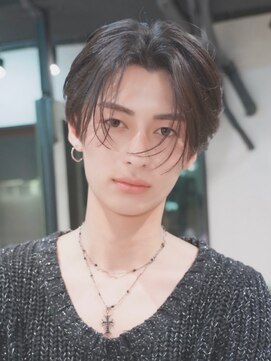 ページ(page,) 長めセンターパート毛流れパーマ心斎橋美容室メンズヘア