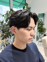 ノラ ウメダ(NORA UMEDA)&nbsp;韓国ヘア 毛流れセンターパーマ×シースルーマッシュ×ショート