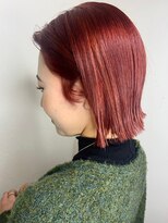 モルニ(MORNI)&nbsp;レッドカラー_マロンベージュ Aラインボブ かきあげ