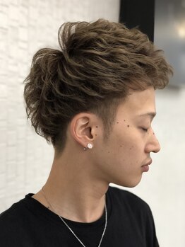 デネブ(Deneb)の写真/【メンズサロン/21時まで営業】学生限定クーポン有★最新トレンド～定番スタイルまでお任せ!