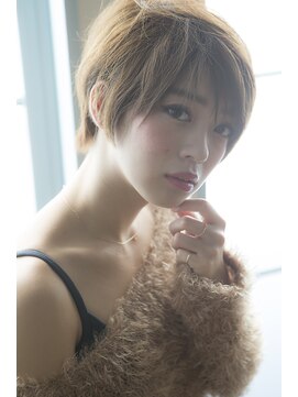 ミエル ヘア 新宿(miel hair) 〈mielhair新宿〉愛されモテショート　　ハイライト　カラー