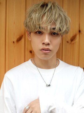 ブゾン(buZon) 【buZon ブゾン】波巻き/ツイスパ/マッシュパーマ☆マッシュボブ