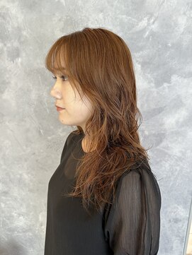 アクストスタイル(axt style) ふんわりコテ巻きパーマ