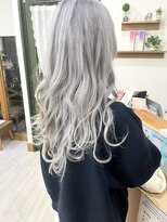 ヘアーガーデン シュシュ(hair garden chou chou) White silver color
