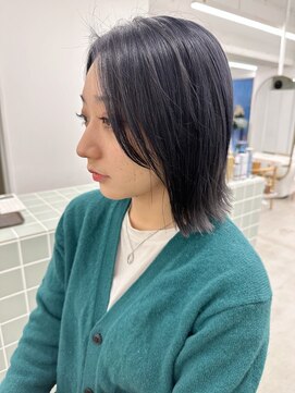 シカ(sica) ブルーブラック×外ハネ