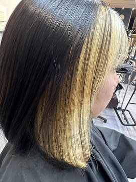 フラッグ(flag) 抜きっぱなしインナーカラー☆