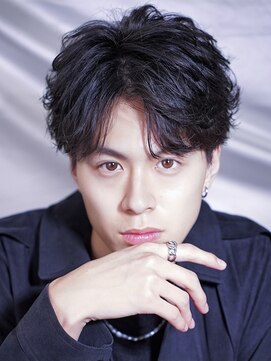 アイトーキョーシエル 横浜(AI TOKYO Ciel) 王道フェザーショート