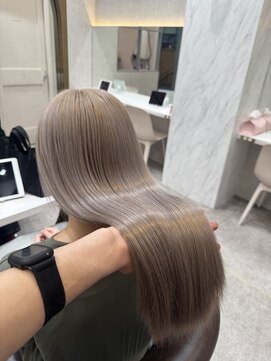 ロンド レア 天神大名店(Lond Le’a) 人気No1♪ブリーチでしか叶わない透明感カラー☆