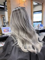 サニー 渋谷(SUNNY)&nbsp;バレイヤージュ、ハイライト、レイヤーカット、ダブルカラー