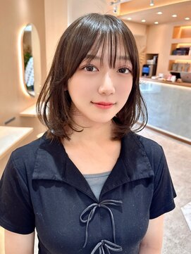 ディーバ 横浜(D.I.E.V.A) 20代30代40代50代大人可愛い丸みひし形ボブ艶髪アッシュブラウン