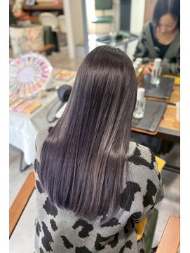 シャルムバイルーチェココ(CHARME by Lu'ce coco) オリーブグレーダークラベンダーストレート