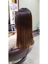 ヘアースペーストワ(Hair Space 108)&nbsp;明暗アッシュ・逆グラデーションカラー☆