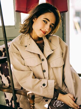 シュヴフェシノン(Cheveux fascinants) 大人レイヤーカット