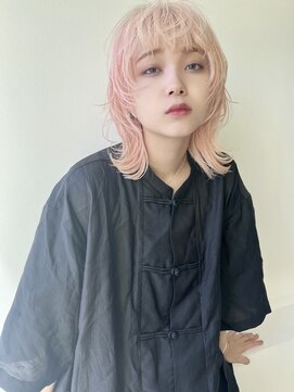 ゲーム バイ アランスミシー 横浜(GAME by Alan Smithee) ウルフ/ピンクベージュ/ダブルカラー/大人レイヤー/横浜