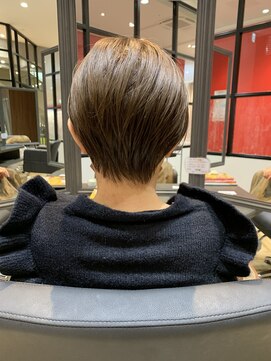 カシータフロル ららぽーと愛知東郷店(Casita flor) ツーブロショート