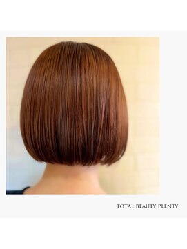 トータル ビューティー プレンティー(total beauty Plenty) みかんカラー×ミニボブ