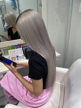 ラピス 池袋(Lapis) ホワイトカラー×スーパーロングエクステ