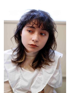 アオ(ao.) ウルフ」スタイル