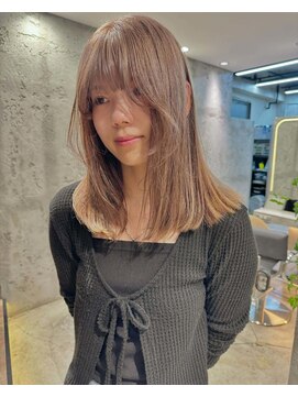 ビジュ(bijou) ミルクティーベージュ/横須賀/横須賀中央/カット/ブリーチカラー